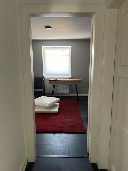 Gesamte Wohnung Mit Parkplatz Halstenbek Exterior foto